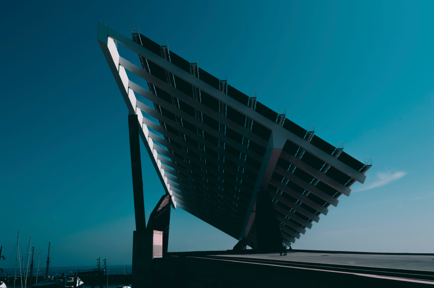 Placas solares sobre edificio